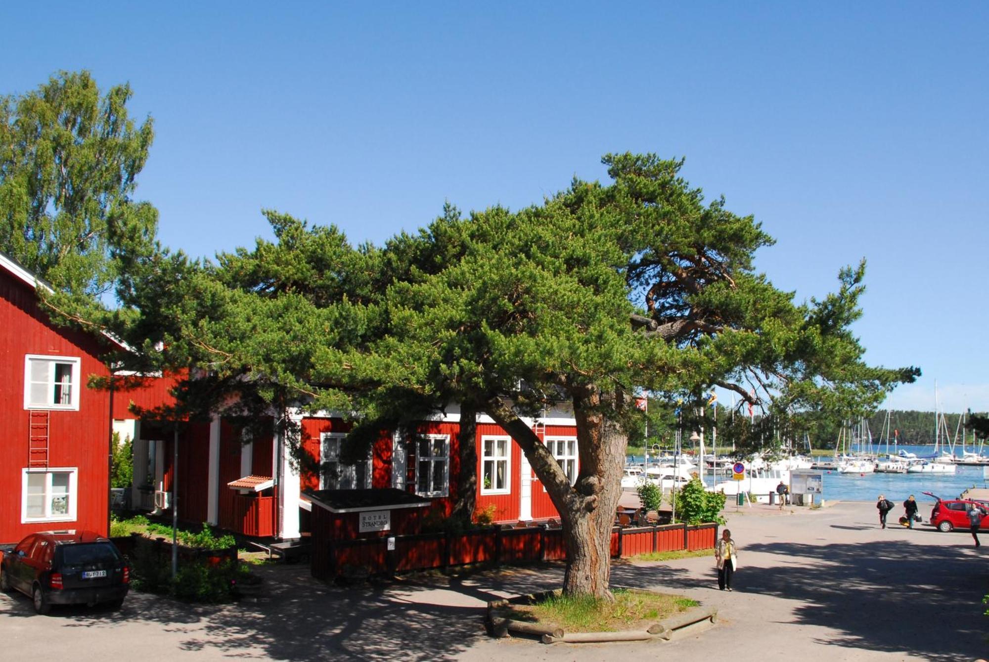Hotel Strandbo 나우보 외부 사진